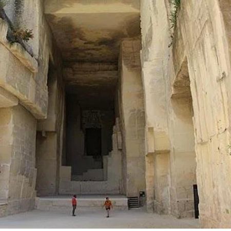 Lou Bonur Apartamento Les Baux-de-Provence Exterior foto